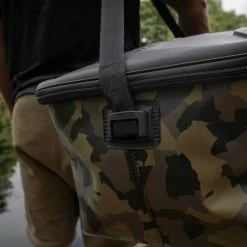 Avid Carp Stormshield Pro Carryall -Ultimate Store 02713825f441560d